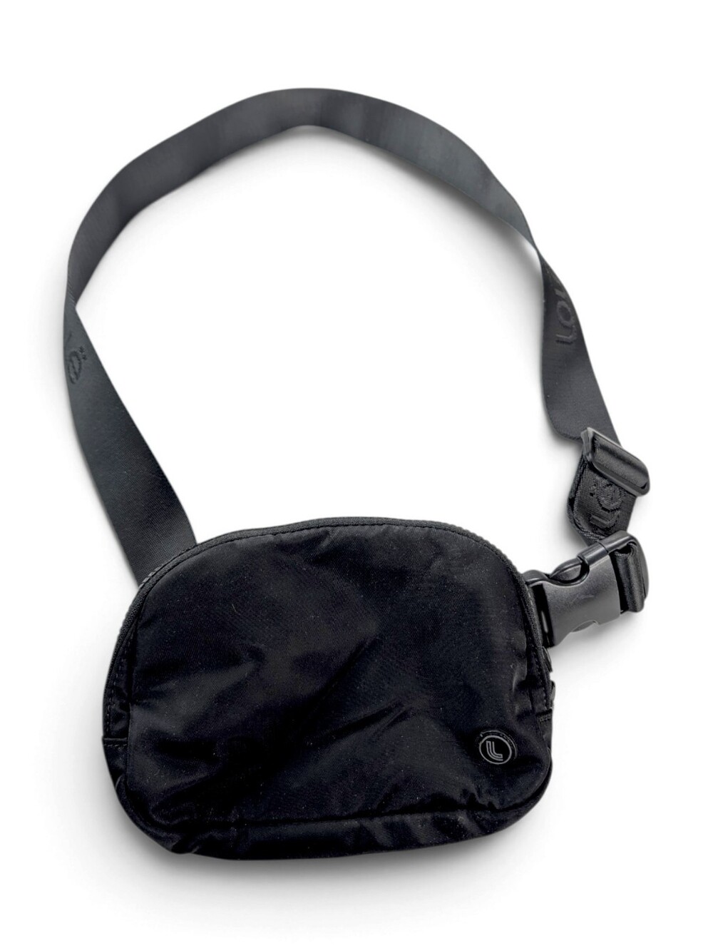 Lolë Belt Bag Black Nylon Fanny Waist Pack Crossbody Bag Travel Pouch Festival